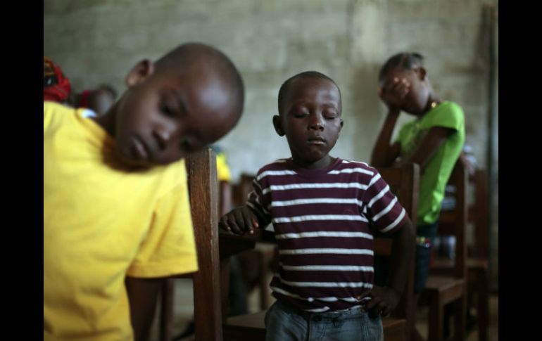 Los niños son quienes más sufren por los conflictos sociales y la carestía. AP / ARCHIVO