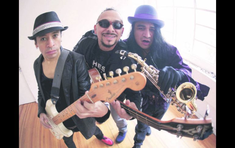 La banda de La Maldita Vecindad reconoció su respeto por la trayectoria de Juan Gabriel, a quien honrarán con un cover. SUN /