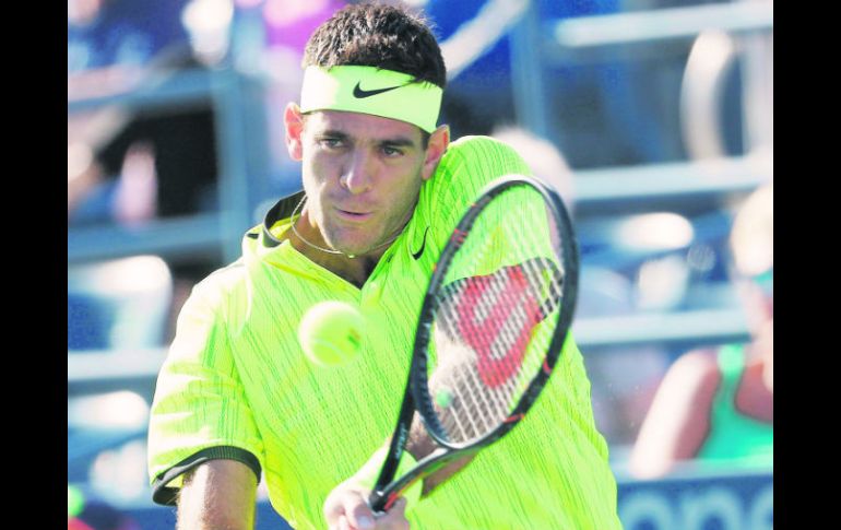 Del Potro no tuvo mayores problemas para instalarse en la segunda ronda tras vencer al también argentino Diego Schwartzman. EFE / J. Mabanglo
