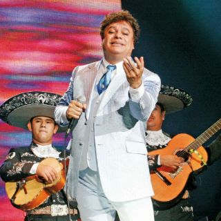 No se requiere de cenizas para tributo a Juan Gabriel: Reyes Spíndola