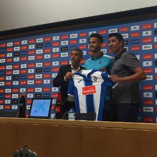 Presentan a Diego Reyes como jugador del Espanyol