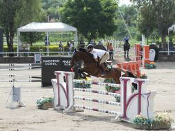 El jinete Juan Manuel Luzardo hico binomio con 'Stan'. EL INFORMADOR / P. Franco
