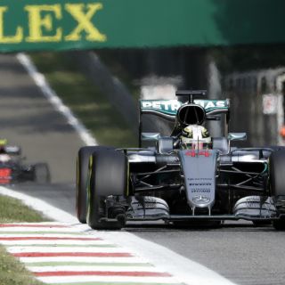 Hamilton, el más rápido en pruebas libres en Monza