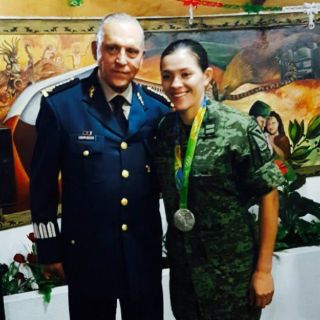 La Sedena rinde homenaje a medallistas