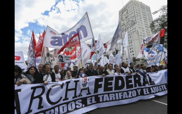 La manifestación de este viernes es de las más grandes que se ha dado desde que inició el gobierno de Macri. EFE / D. Fernández
