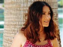 'Gracias a la producción de Beatriz at Dinner por recibirme con mariachi en mi cumpleaños 50'. escribió Hayek. INSTAGRAM / salmahayek