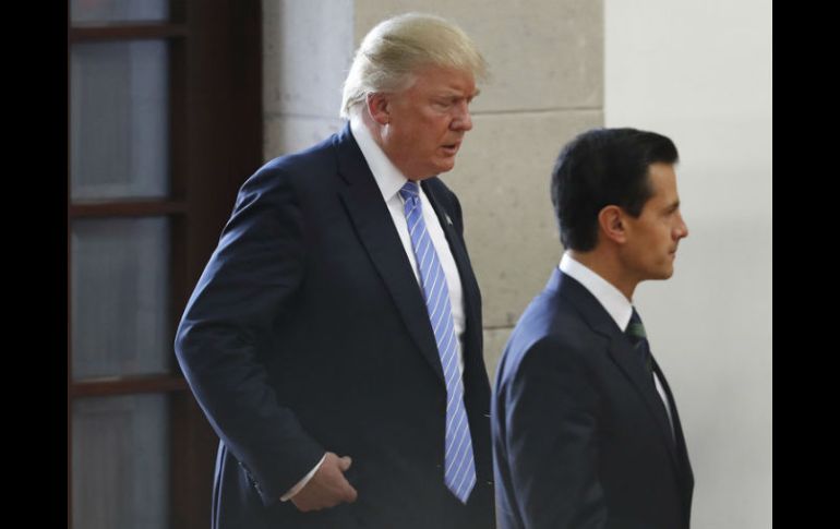 El proyecto de Peña Nieto, si es que todavía existiera alguno, ya no emociona a nadie, ni siquiera a los priistas más convencidos. AP / ARCHIVO