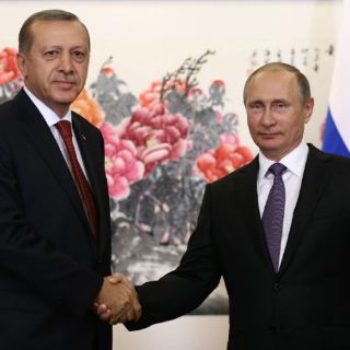 Putin y Erdogan quieren 'avanzar' en su reconciliación