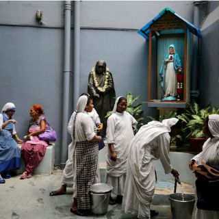 Habitantes de Calcuta festejan la canonización de la madre Teresa