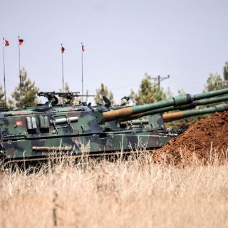 Cazas turcos bombardean posiciones yihadistas en Siria