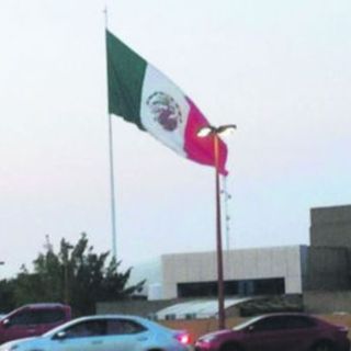 La Sedena indaga izamiento de Banderas al revés