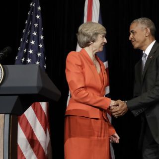 Vienen 'momentos difíciles' para economía británica, dice May