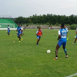 Honduras quiere repetir 'Aztecazo' este martes