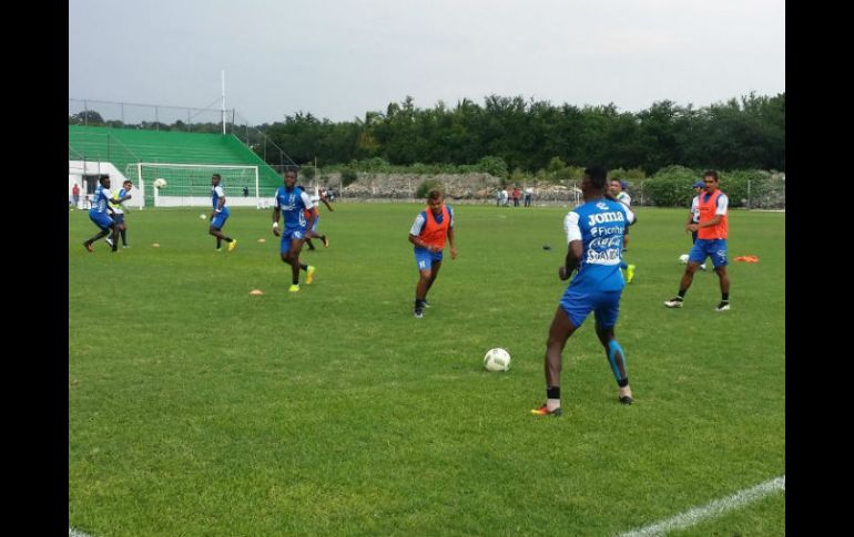 El conjunto centroamericano que dirige el colombiano Jorge Luis Pinto cerrará este lunes su preparación de cara al duelo ante México. TWITTER / @FenafuthOrg