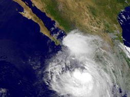 Por su intensidad, la tormenta puede estar acompañada de chubascos, caída de granizo, descargas eléctricas y vientos fuertes. AFP / NASA-NOOA