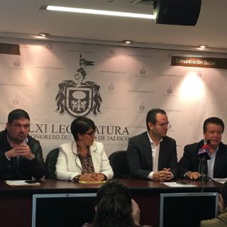 Diputados de Jalisco darán marcha atrás a ajuste salarial