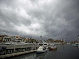 El vórtice de 'Newton' se ubicaba a unos 260 kilómetros al sureste de Cabo San Lucas. AP / E. Verdugo