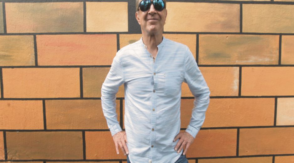 Roberto Jordán. El cantante compartirá escenario con Los Teen Tops y Los Hermanos Carreón. EL INFORMADOR / F. Atilano