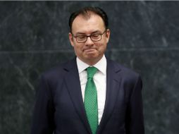 El Presidente tuvo que 'sacrificar' a Luis Videgaray, uno de sus hombres más cercanos. AP /  D. López-Mills