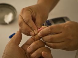 Con una sencilla prueba de glucosa, sabrás si tienes tus índices de azúcar elevados. EL INFORMADOR / ARCHIVO