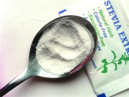 La Stevia  no contiene calorías y es capaz de endulzar hasta 300 veces más que el azúcar. EL INFORMADOR / ARCHIVO