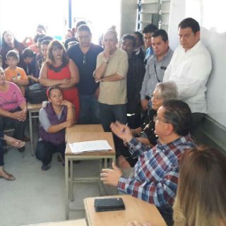 Por mal estado de escuela, mil 400 alumnos de primaria sin clases