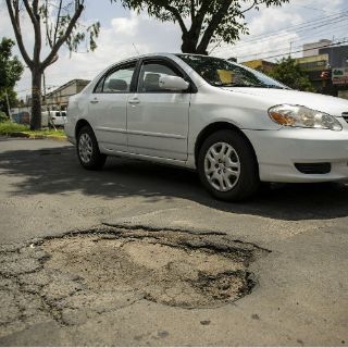 Zapopan triplica presupuesto para enfrentar crisis por baches