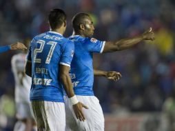 La rivalidad desata la  pasión entre los seguidores de ambos equipos. MEXSPORT / ARCHIVO