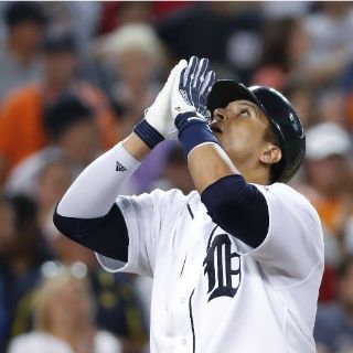 Tigres alcanza comodín