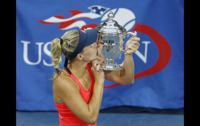 Kerber celebra su triunfo en el US Open. EFE / C. Gunther