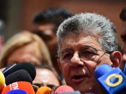 Henry Ramos Allup, líder del congreso, manifestó que no podrán sesionar debido a los impedimentos por parte del gobierno. AFP / R. Schemidt