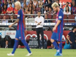 El gesto de Luis Enrique resume la derrota del Barcelona, que sufrió su primer descalabro en casa del torneo, apenas en la Jornada 3. EFE /