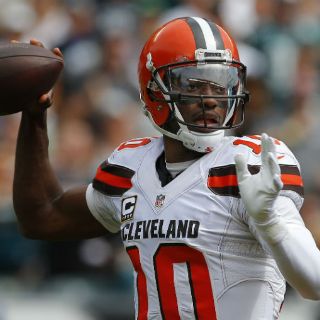 Robert Griffin III, fuera al menos ocho juegos por lesión