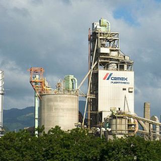 Cemex vende una planta y terminal en EU por 400 MDD