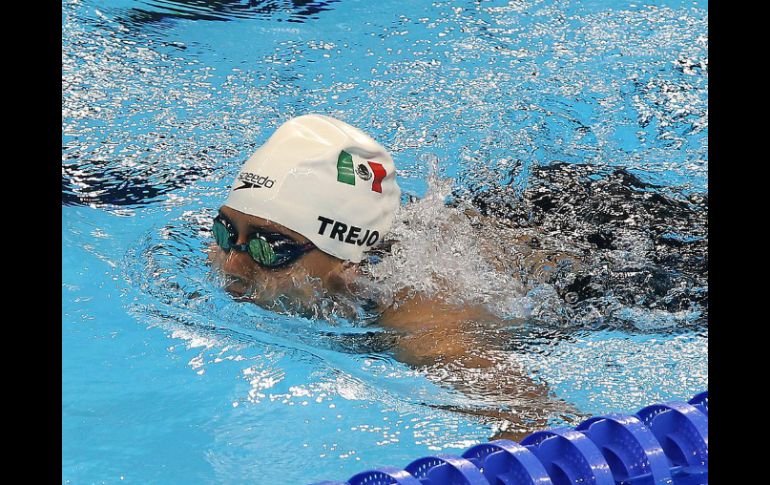 La nadadora nacional llegó a la meta con un tiempo de  5:56.01. TWITTER / @CONADE