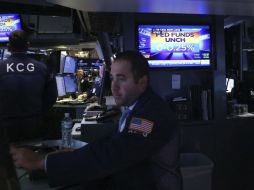 El mercado bursátil actúa pendiente de los pasos que tomará la Fed sobre las tasas de interés. EFE / ARCHIVO