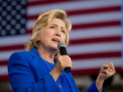 Clinton pasó el martes leyendo material de sesiones informativas y haciendo llamadas. AP / ARCHIVO