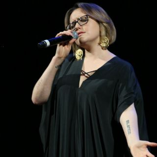 Cinco voces para celebrar leyendas centenarias