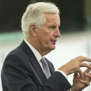 Comisión Europea crea grupo para negociaciones con Londres