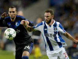 Ambos equipos terminaron por dividir unidades para ubicarse con un punto en el grupo G. EFE / F. Veludo