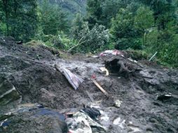 Las rocas cayeron sobre un todoterreno en que el viajaba siete personas. NTX / ARCHIVO