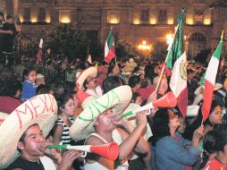Especialistas critican que la celebración por la Independencia no lleve a reflexionar sobre los problemas del país. EL INFORMADOR / ARCHIVO