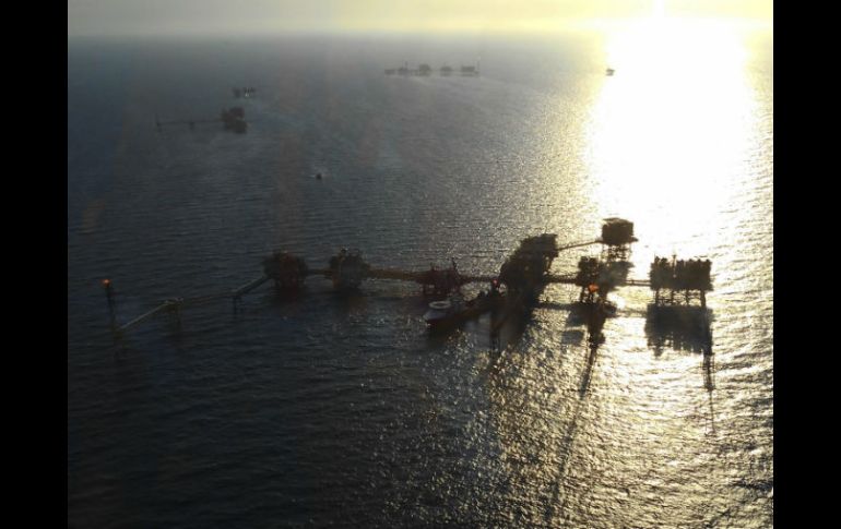 La renta de una plataforma es de unos 130 mil dólares por día. EFE / ARCHIVO