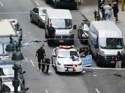 La zona fue acordonada y es resguardada por decenas de agentes policiales. AP / F. Franklin II