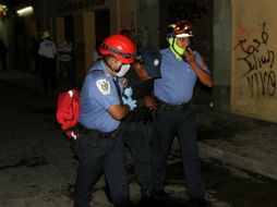 Dos policías y un civil resultaron lesionados por las agresiones. EFE / J. Zavala