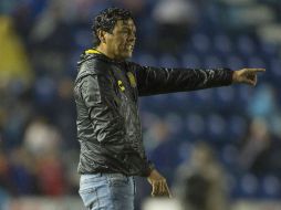 Joel Sánchez, timonel de los melenudos,  busca su mejor 11 para enfrentar a los Venados.  / O. Aguilar