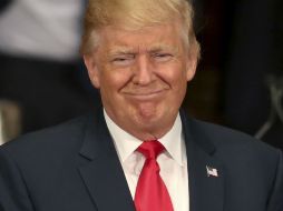 Trump había sido el principal promotor del 'Birther' movimiento que sostiene que Obama no era elegible por haber nacido fuera del país. AP / ARCHIVO