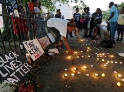 Los familiares del niño de 13 años siguen de luto y ocupados con los preparativos del funeral. AP / J. LaPrete