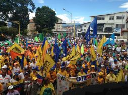 El Consejo Nacional Electoral suspedió actividades al considerar las protestas como una amenaza para la seguridad de la institución. TWITTER / @hcapriles
