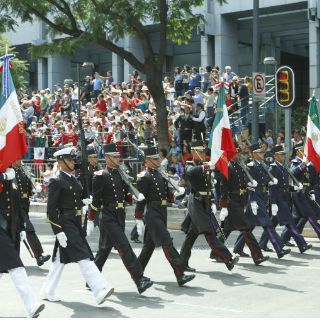 Reportan saldo blanco tras desfile militar